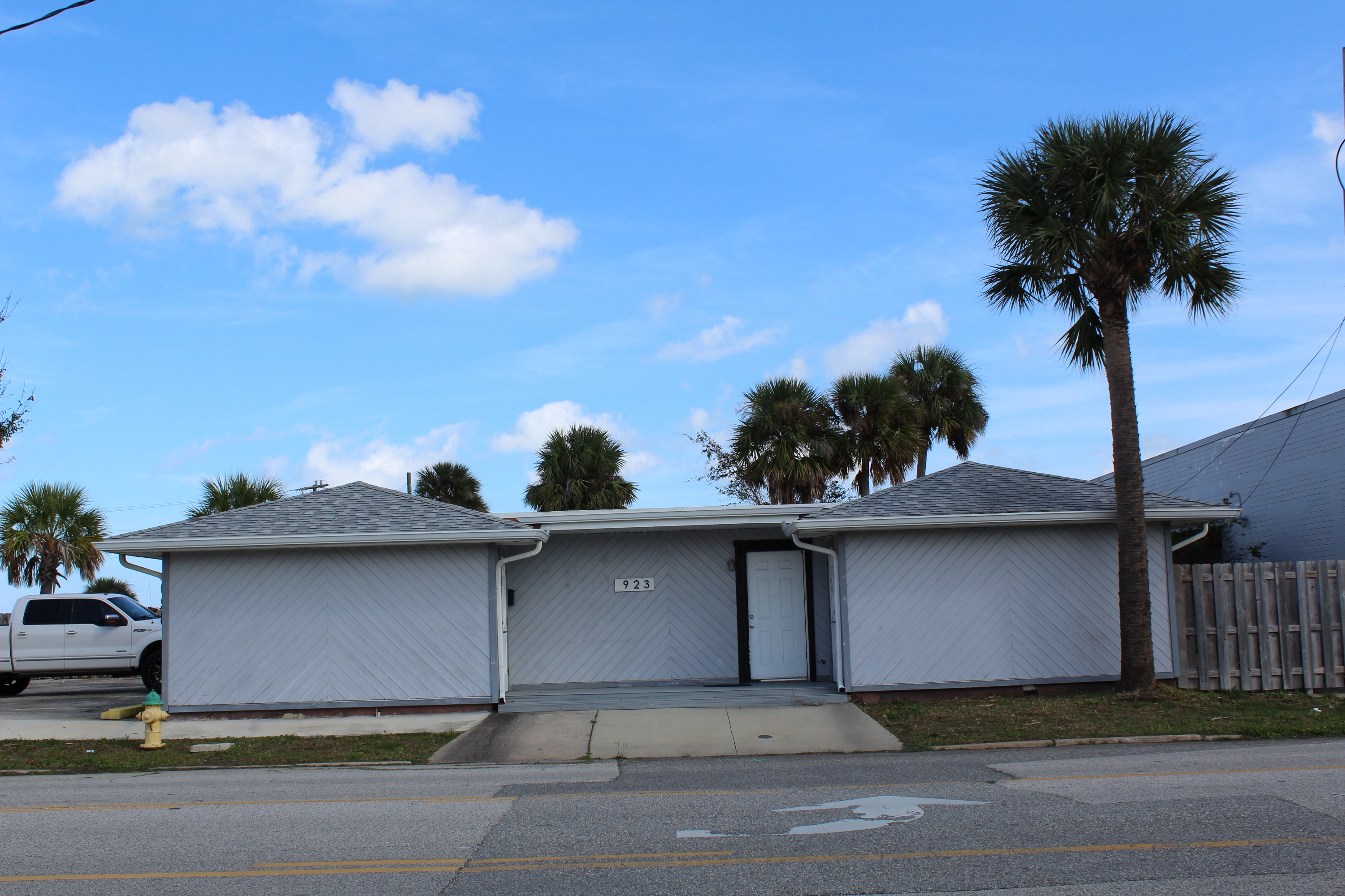 923 North Beach Street - 1